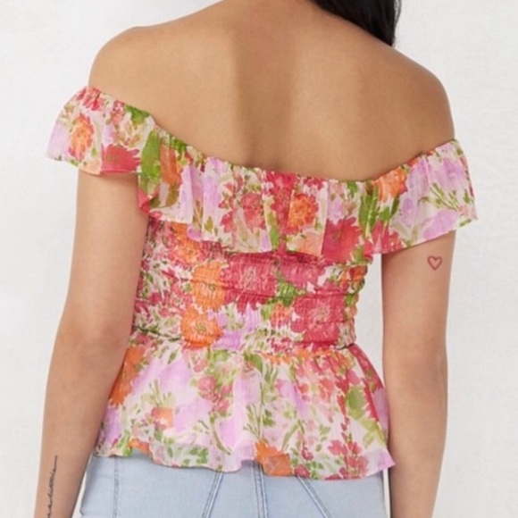 NWT LC Floral Smocked Ruffle Tank - Picture 6 of 9